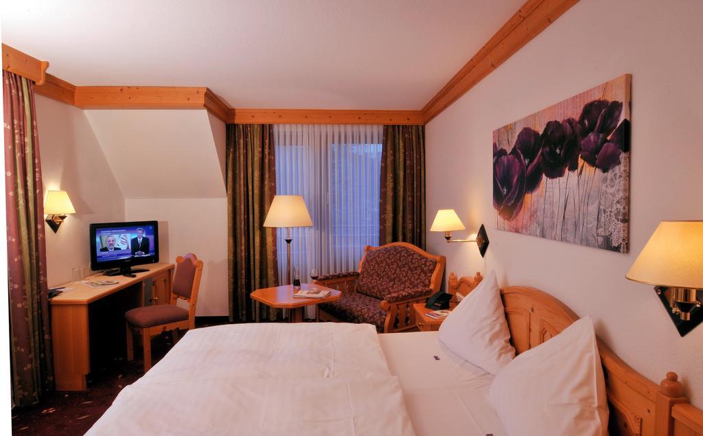 Parkhotel Zum Stern 오베라울라 외부 사진